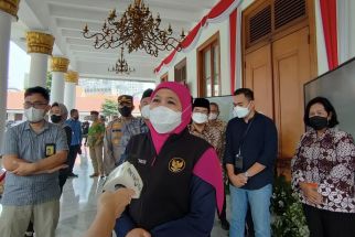 Berangkat Ke Tanah Suci, Jemaah Umrah Tidak Perlu Lakukan Swab Test - JPNN.com Jatim