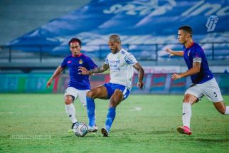 Persib Vs Persik Berakhir Imbang, Macan Putih Naik Satu Tingkat - JPNN.com Jatim