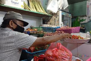 Sepekan Menuju Ramadan, Harga Bahan Pokok di Pasaran Merangkak Naik - JPNN.com Jatim