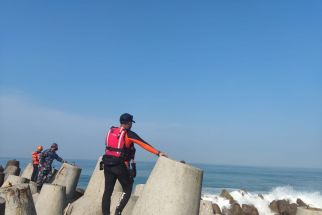 Pantai di Kulon Progo Mulai Ramai, Siaga Titik Rawan Kecelakaan Laut - JPNN.com Jogja