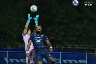 Lepas Hong Jung-Nam, Madura United Terancam Krisis Kiper Utama? - JPNN.com Jatim