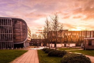 Leeds University Business School Tawarkan Beasiswa Program Master - JPNN.com Jabar