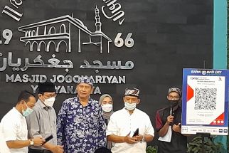 Keren! Jajan di Pasar Sore Ramadan Jogokariyan Bisa Bayar dengan Nontunai - JPNN.com Jogja