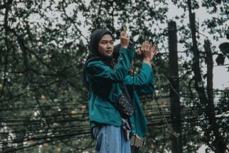 Sosok Cantik di Demo 11 April PMII Kota Bogor: Paras Lugu, tetapi Orasinya Bikin Ngilu - JPNN.com Jabar