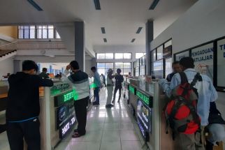 Tiket Mudik Lebaran untuk Beberapa Tujuan di Terminal Jatijajar Sudah Habis Terjual - JPNN.com Jabar