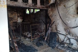 Kebakaran Rumah Surabaya, 8 Jasad Terpanggang di Dalam, Tragis - JPNN.com Jatim