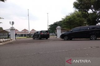 Akhirnya, Presiden Jokowi Tiba di Jogja untuk Berlebaran, Disambut Antusias Warga - JPNN.com Jogja