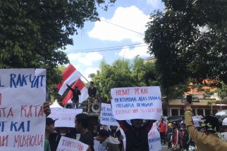 PT KAI Gusur Musala di Sulung Surabaya, Orator: Mana Hati Nuraninya? - JPNN.com Jatim