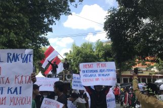 Gusur Musala, PT KAI Bantah Tudingan Tak Beri Sosialisasi, Beber Tahapannya - JPNN.com Jatim