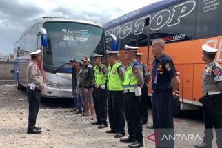 Antisipasi Lakalantas, Polisi Periksa Kelaikan Bus di Terminal Garut - JPNN.com Jabar