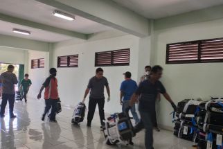 Ratusan Koper Calon Jemaah Haji Tiba di Asrama Donohudan, Satu Per Satu Diperiksa - JPNN.com Jateng