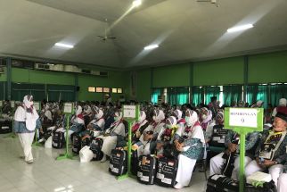 Sambut Kepulangan Haji di Surabaya, KKP Siagakan Sepeleton Petugas Kesehatan - JPNN.com Jatim