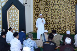 Datang ke Kabupaten Bogor, Wagub Uu Ruzhanul Ulum Pimpin Salat Gaib Untuk Eril - JPNN.com Jabar