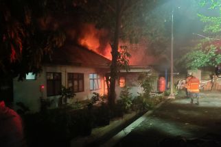 Puskesmas Tanah Kali Kedinding Kebakaran, Seorang Perempuan Alami Sesak Napas - JPNN.com Jatim
