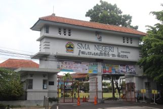 PPDB Jateng 2022 SMA/SMK, Jumlah Siswa Tak Sebanding dengan Kuota Siswa - JPNN.com Jateng