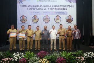 Permudah Birokrasi, Semua OPD di Kota Bandung Bisa Akses Data Kependudukan - JPNN.com Jabar