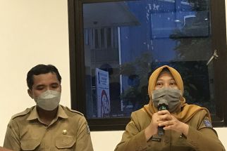 Kasus Covid-19 di Surabaya Alami Lonjakan, Masyarakat Diminta Waspada - JPNN.com Jatim