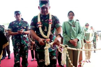 Jenderal Dudung Berterima Kasih Kepada Bupati Kebumen, Prajurit Makin Semangat - JPNN.com Jateng