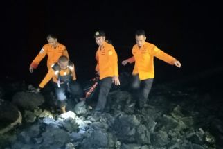 Terseret Ombak, Remaja 15 Tahun Ditemukan Tewas di Pantai Kramat Tegal - JPNN.com Jateng