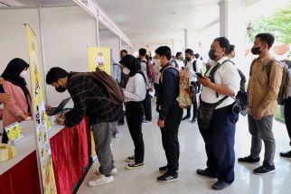 Mencari Pekerjaan Makin Mudah dengan ASSIK, Warga Surabaya Wajb Tahu - JPNN.com Jatim
