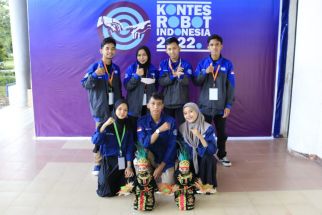 Keren! Tim Robotika UAD Ukir Prestasi di Kontes Robot Indonesia 2022 - JPNN.com Jogja