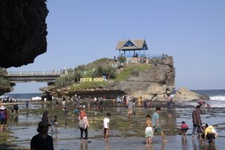 32 Ribu Orang Berlibur ke Gunungkidul, 3 Pantai Ini Paling Ramai Dikunjungi - JPNN.com Jogja