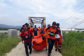 2 Hari Dicari, Jasad Pemancing di Sungai Kumusik Tegal Ditemukan, Innalillahi - JPNN.com Jateng