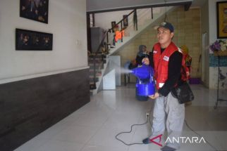 Lokasi Terdampak Banjir di Tangerang Disemprot Disinfektan - JPNN.com Banten