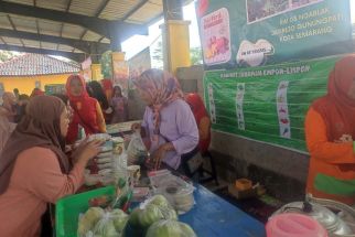 Uniknya Jajanan di Pasar Minggu Jatirejo Semarang, Ada Minuman Cabe-Lumpia Mercon - JPNN.com Jateng