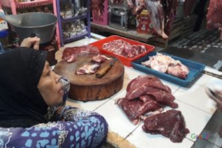 Pembeli Daging di Malang Mulai Meningkat, Masyarakat Sudah Tak Khawatir PMK? - JPNN.com Jatim