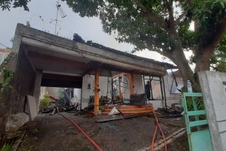 Ditinggal Pemiliknya Pergi Memancing, Rumah di Semarang Ludes Terbakar - JPNN.com Jateng