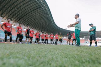 Persebaya Kalah Beruntun, Mentalitas Pemain Drop, Aji Kerja Keras Sejak Dini - JPNN.com Jatim