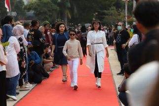 Mejeng Nang Suroboyo Sajikan Catwalk Sepanjang Puluhan Meter - JPNN.com Jatim