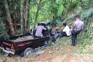 Polisi Mengungkap Fakta Baru Mobil Pikap Terjun ke Jurang di Ciamis - JPNN.com Jabar