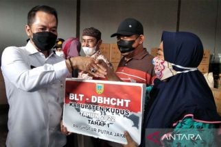 Kabar Baik Bagi Buruh Rokok di Kudus, BLT Diberikan Selama 6 Bulan - JPNN.com Jateng