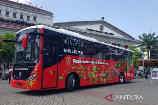 Hendi Siapkan Anggaran Besar untuk Pengadaan Bus Listrik di Semarang - JPNN.com Jateng