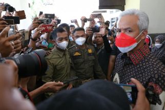 Mansur Hidayat Pimpin Sementara Pemkab Pemalang, Ganjar Beri Wejangan - JPNN.com Jateng