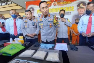 Polisi Tangkap Pengedar Sabu-sabu Kelas Kakap di Tasikmalaya - JPNN.com Jabar