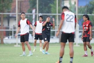 Setelah Ditunjuk Jadi Pelatih Persis Solo, Rasiman Sempat Didatangi Jacksen, Ada Apa? - JPNN.com Jateng
