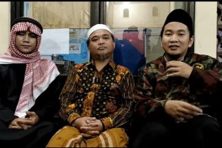Di Podcast Pesulap Merah, Ustaz Faizar Luruskan Anggapan Salah Kaprah Soal Klenik & Gaib - JPNN.com Jatim