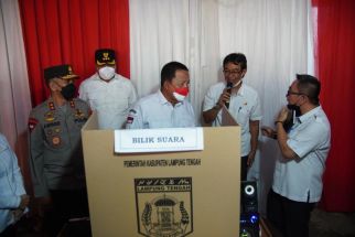 5 Kampung di Lampung Tengah Menggelar Pemilihan Kepala dengan Metode E-Voting, Keren - JPNN.com Lampung