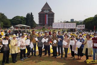 Diwarnai Mencanting Batik dan Paduan Suara PKKMB UI Raih Rekor Muri - JPNN.com Jabar