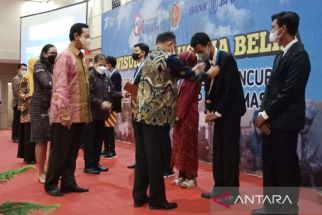 Puluhan Pengusaha Muda Diwisuda Sultan HB X, Omzetnya Ada yang Rp 1 Miliar - JPNN.com Jogja