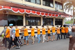 Lihat, 12 Pengeroyok Suporter PSS Sleman Ternyata Oknum Brajamusti, Polisi Mewanti-wanti - JPNN.com Jogja