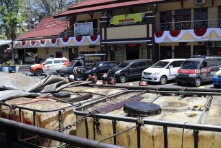 Polisi Tangkap Pelaku Penimbunan BBM Bersubsidi di Lumajang - JPNN.com Jatim