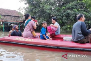 Warga Tigaraksa Tangerang Kebanjiran Lagi - JPNN.com Banten