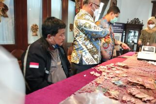 Uang Puluhan Juta Habis Dimakan Rayap, Samin Mengadu kepada BI Solo, Kecewa - JPNN.com Jateng