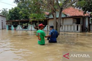 Sungai Cisadane Meluap, Banjir Merendam 4 Kampung di Tangerang - JPNN.com Banten