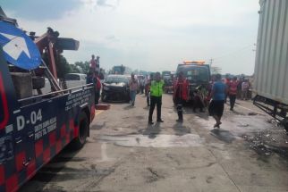 Kecelakaan 13 Mobil di Tol Brebes, Puslabfor Mabes Polri Turun Tangan - JPNN.com Jateng