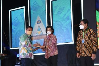 Pemda DIY Diganjar Penghargaan, Menteri Keuangan Berpesan Sesuatu - JPNN.com Jogja